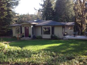 A Residential Charcoal Gutter Installation by Oregon Gutter Service in Eugene, Oregon